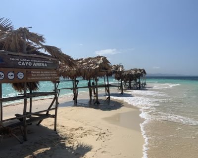 https:/tour/paradise-island/